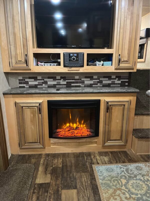 4 horse trailer with living quarters 2019 bison premier