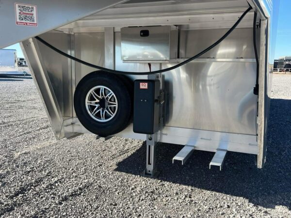 2025 cimarron horse trailers showstar