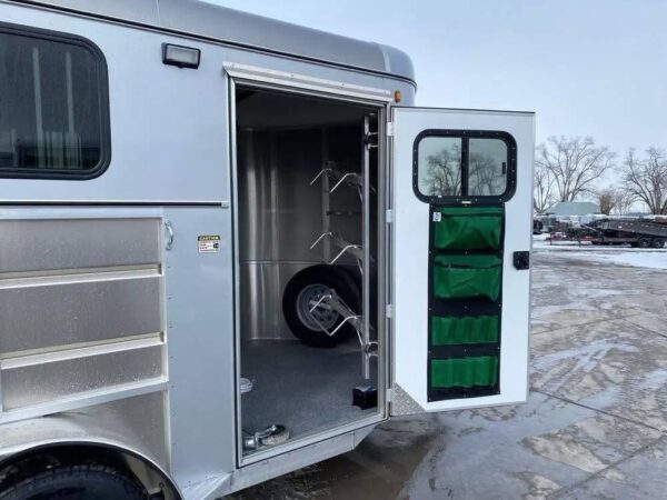 2023 maverick horse trailers lite deluxe 2h