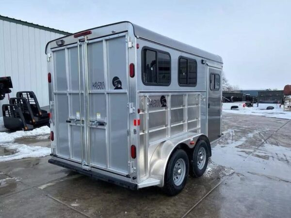 2023 maverick horse trailers lite deluxe 2h