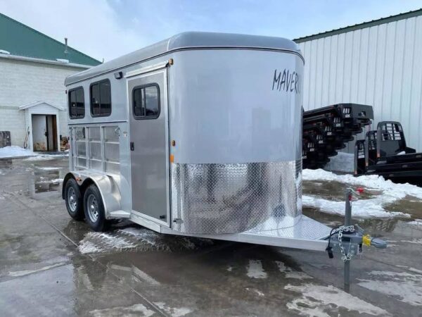 2023 maverick horse trailers lite deluxe 2h