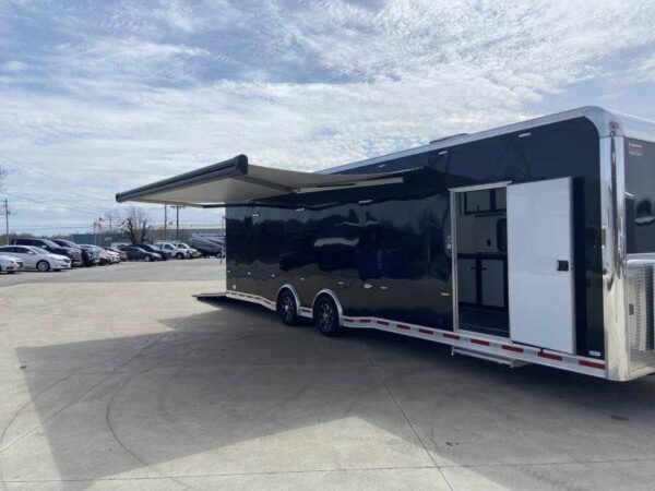 aluminum cargo trailers 2025 united 32' racecar w/bathroom