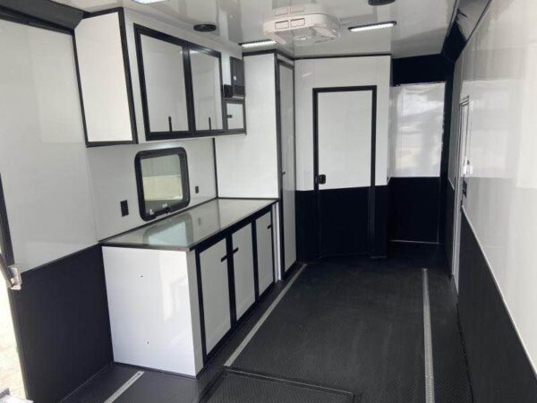 aluminum cargo trailers 2025 united 32' racecar w/bathroom