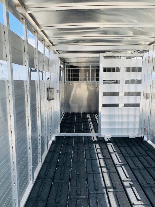 2021 kiefer aluminum livestock trailers 7x20