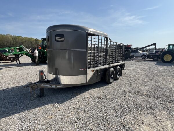 2025 gr bumper pull livestock trailers 16ft half top
