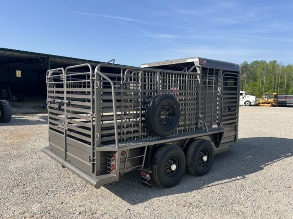 2025 gr bumper pull livestock trailers 16ft half top