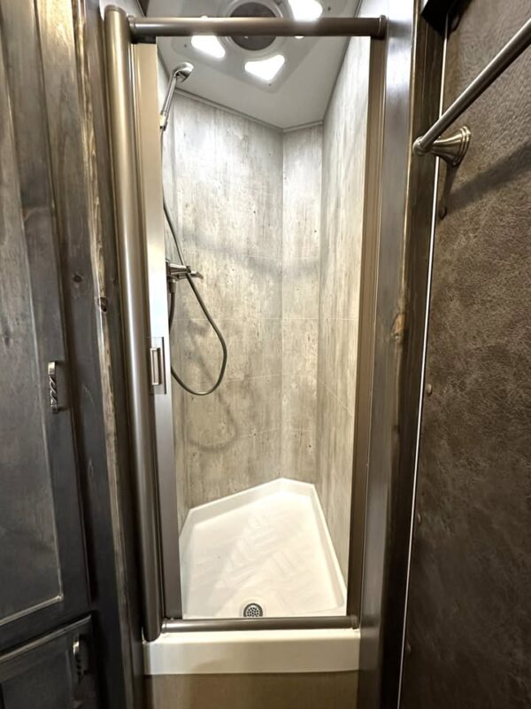 enclosed trailer with living quarters 2025 shadow 2h bumper pull