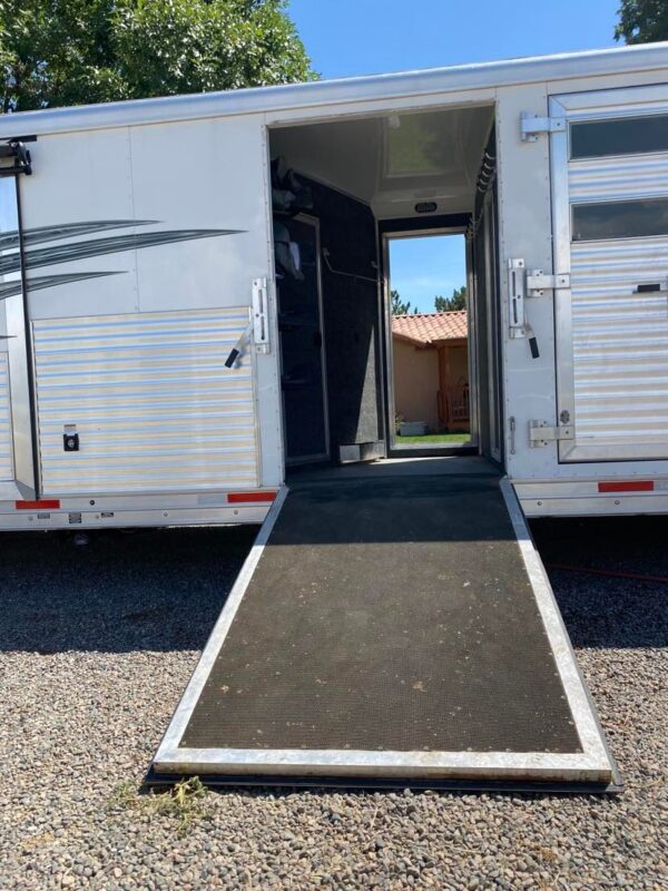 horse trailer with living quarters 2020 lakota livestock combo