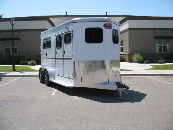 2024 sundowner horse trailers charter se deluxe
