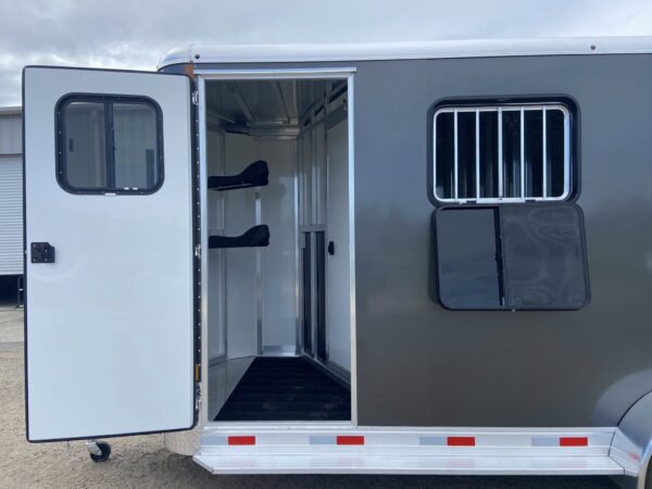 2 Horse Bumper Pull Horse Trailers for Sale