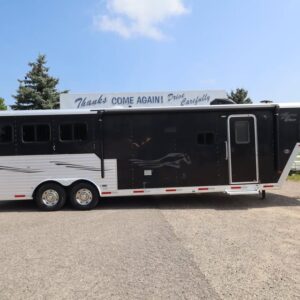 3-horse-trailer-living-quarters