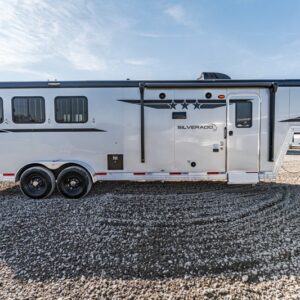 3-horse-trailer-with-living-quarters