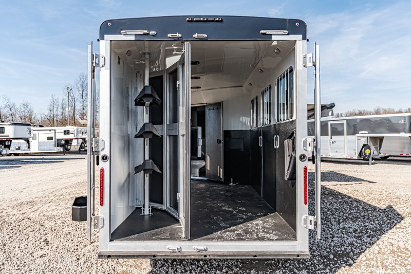 Bison Silverado 3 Horse Trailer with Living Quarters - $50,999 - Image 17