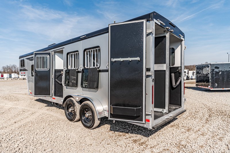 Bison Silverado 3 Horse Trailer with Living Quarters - $50,999 - Image 18