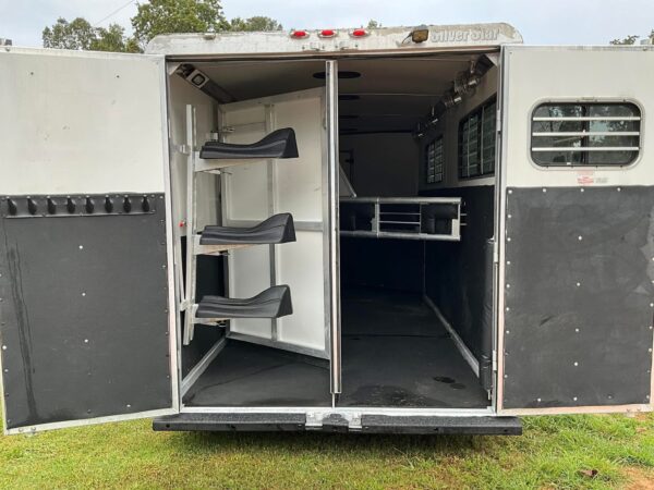 4 Horse Slant Gooseneck Trailers with Oversized Dressing Room - $17,950 - Image 19