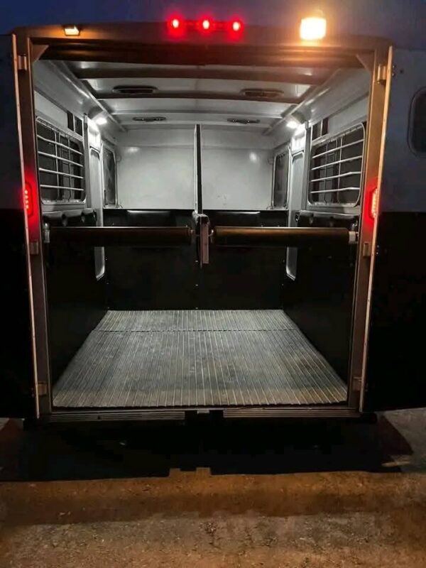Logan Coach Horse Trailers