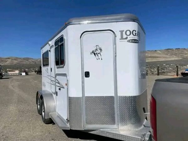 Logan Coach Horse Trailers