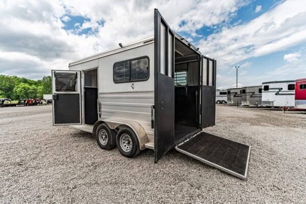 Logan Horse Trailers