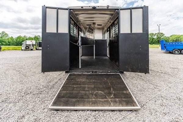 Logan Horse Trailers