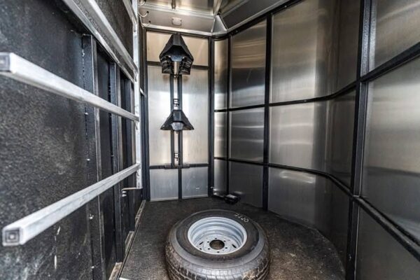 Logan Horse Trailers