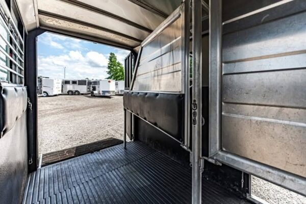 Logan Horse Trailers