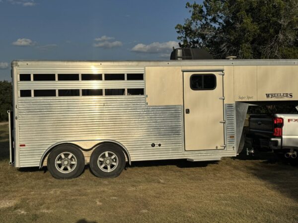 Sundowner Horse Trailers for Sale