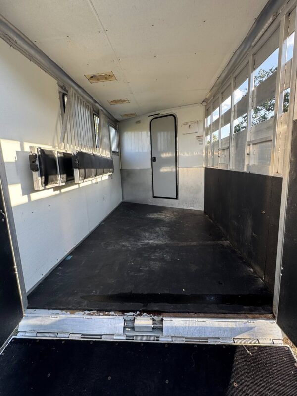 Sundowner Horse Trailers for Sale