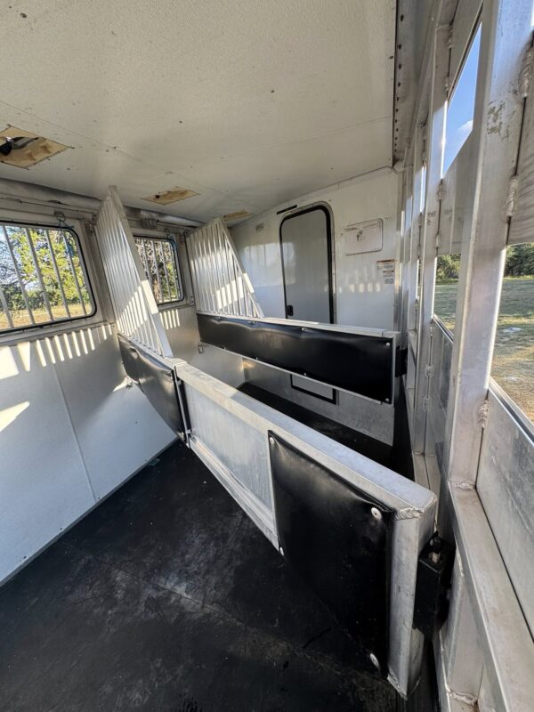 Sundowner Horse Trailers for Sale