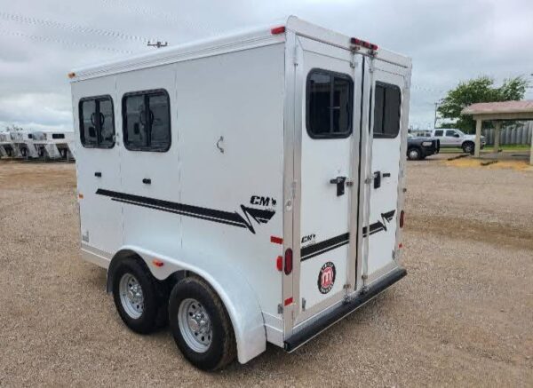 Used Bumper Pull Horse Trailers