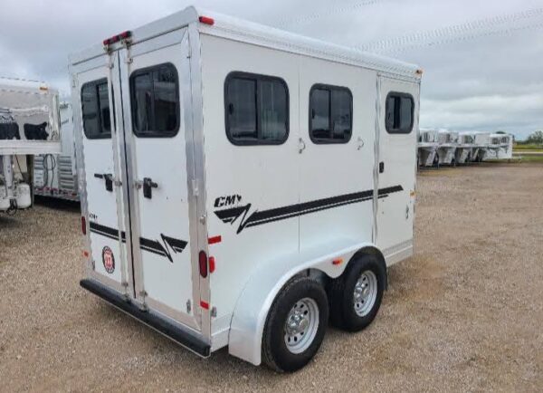 Used Bumper Pull Horse Trailers