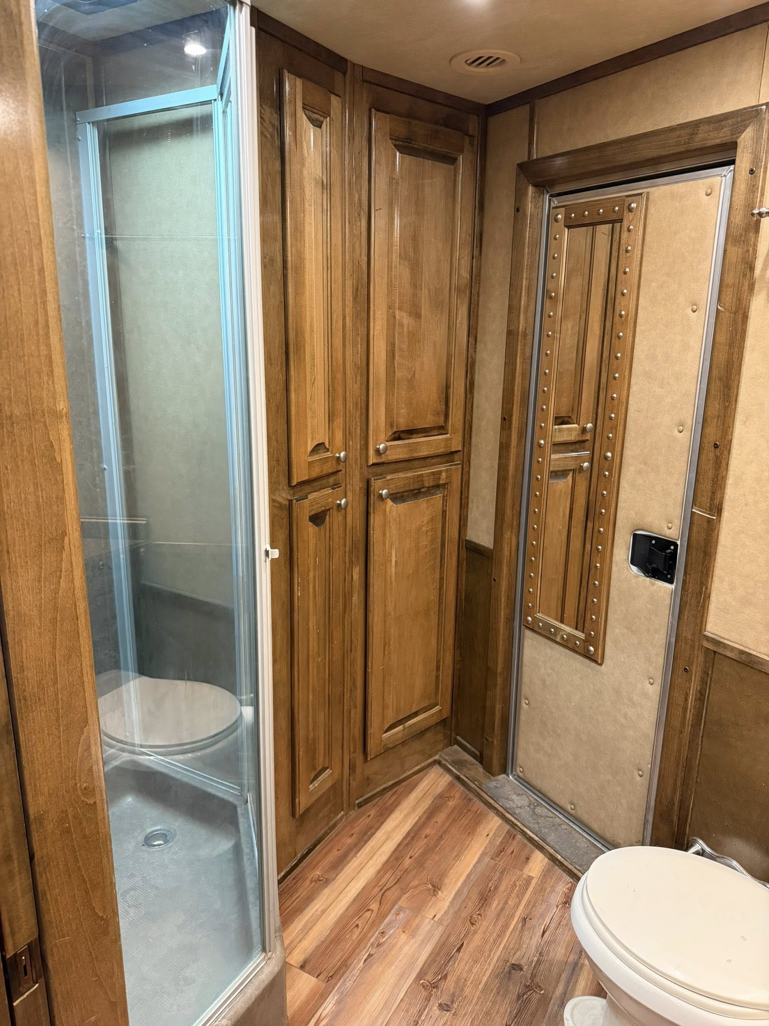 Used Cimarron Horse Trailers for Sale 1