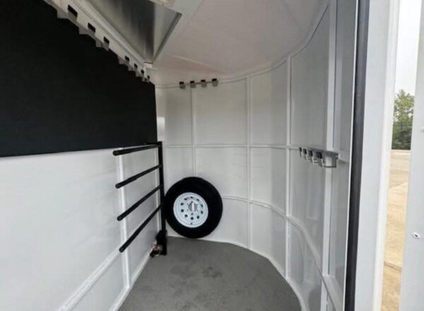 Aluminum Bumper Pull Horse Trailers