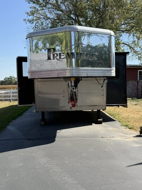 Bison Horse Trailers
