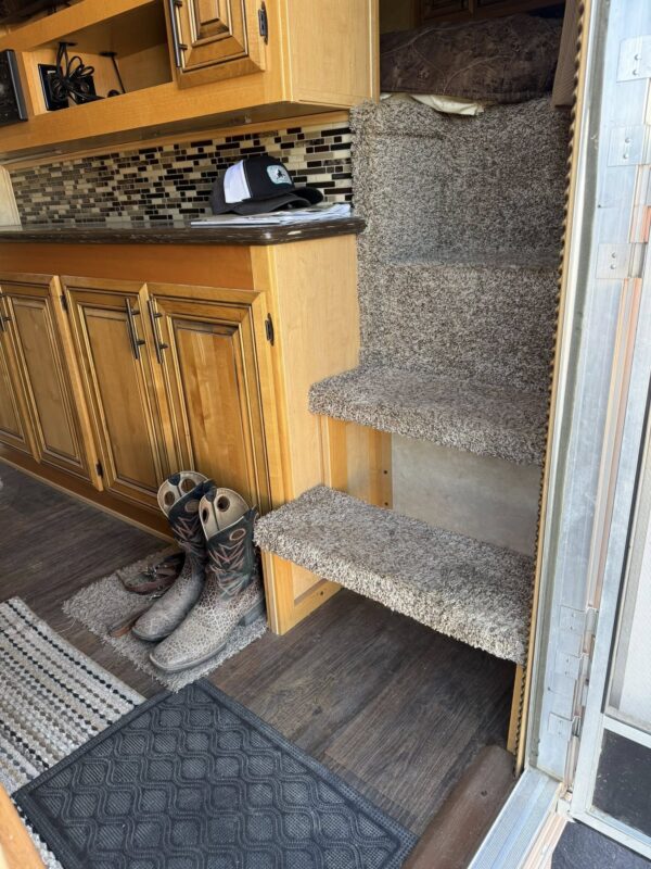 Bison Horse Trailers