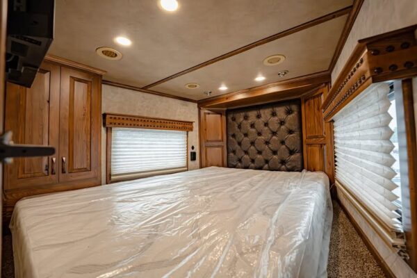 bloomer horse trailers