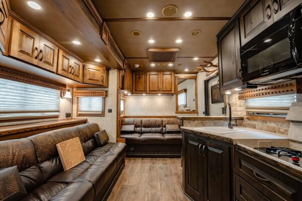 bloomer horse trailers