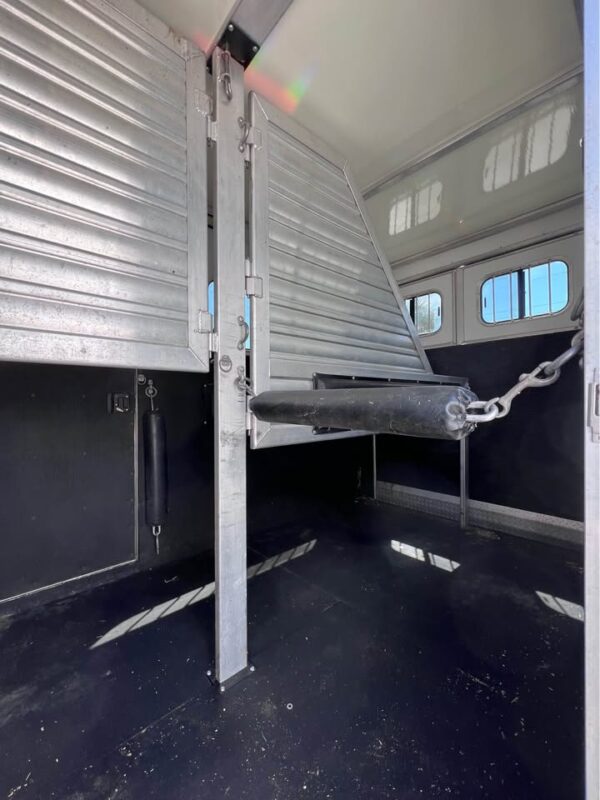 Cimarron Horse Trailers