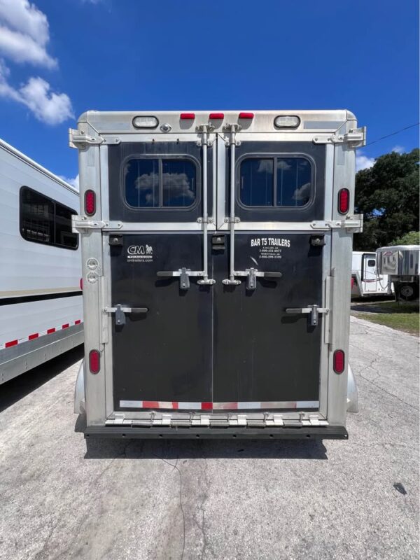 2004 Cimarron Horse Trailers - 2 Horse Straight Load Bumper Pull - $13,900 - Image 3
