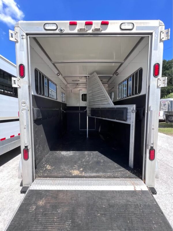 Cimarron Horse Trailers