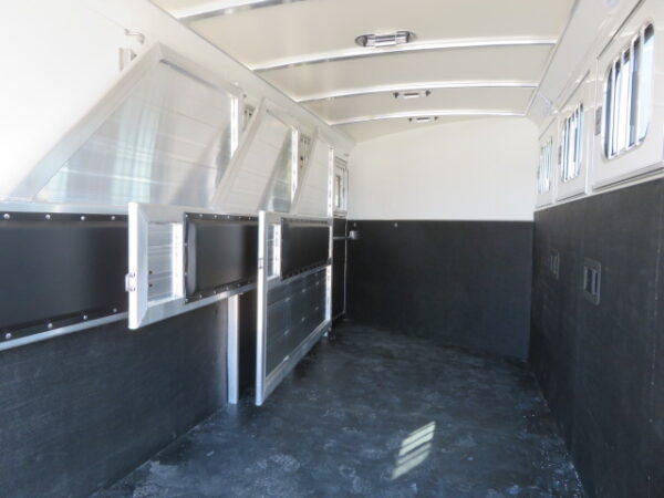 Cimarron Horse Trailers for Sale