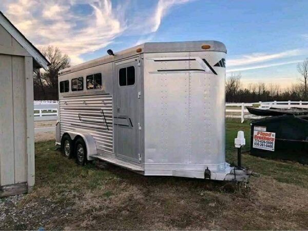 Elite Horse Trailers