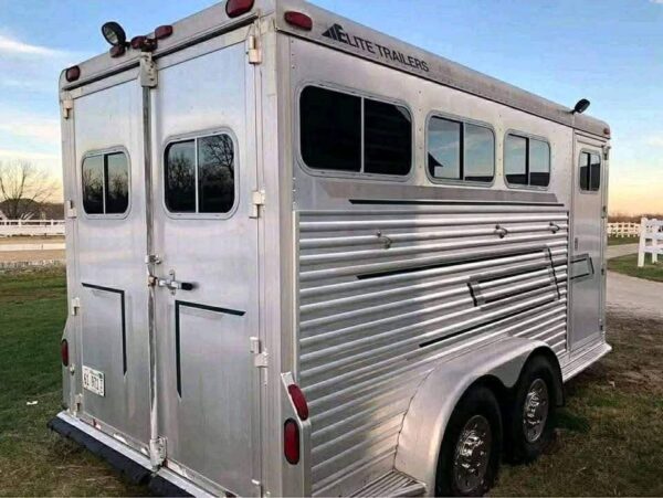 Elite Horse Trailers