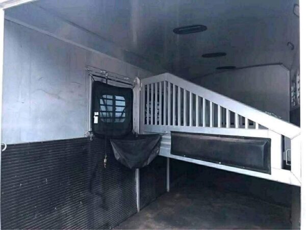 Elite Horse Trailers