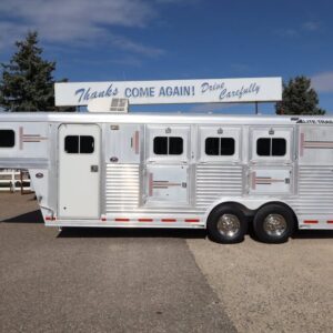 elite-living-quarters-horse-trailers-for-sale