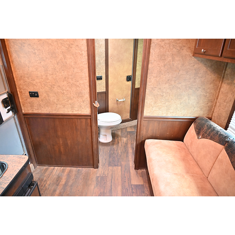 exiss horse trailers for sale