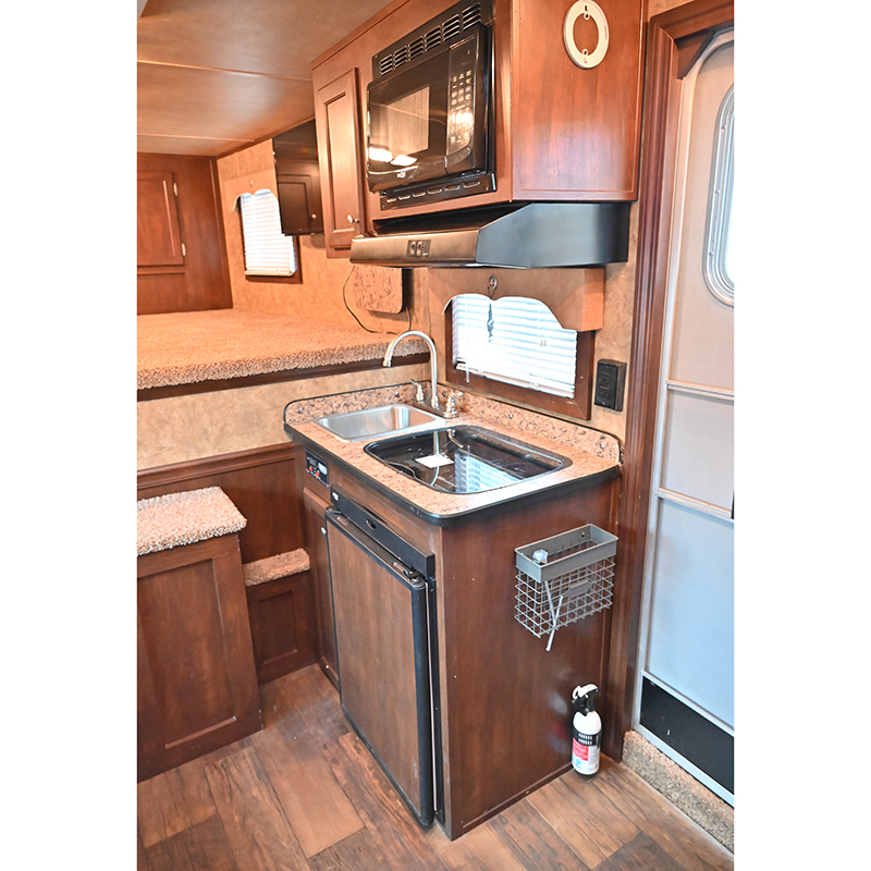 exiss horse trailers for sale