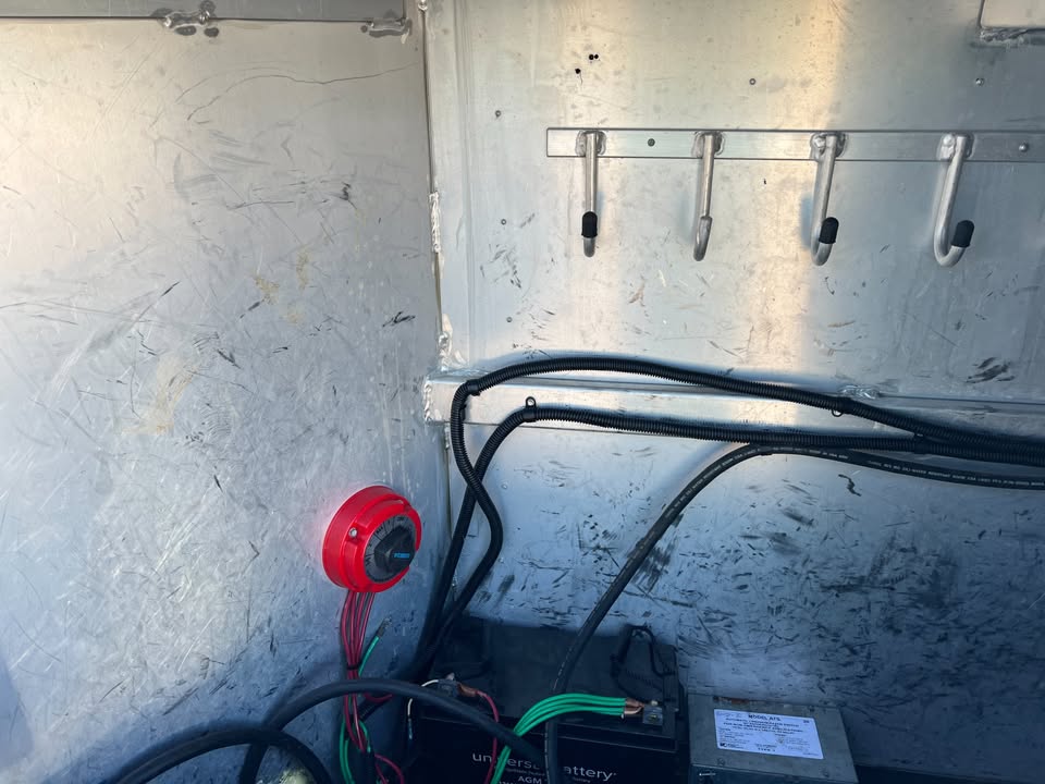 gooseneck horse trailer with living quarters