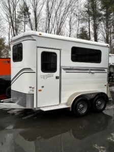 2025 Kingston Horse Trailers - 2 Horse Straight Load Classic Elite - $19,500