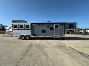 2025 Lakota Horse Trailers - 3 Horse Gooseneck with 13' Living Quarters - $84,000