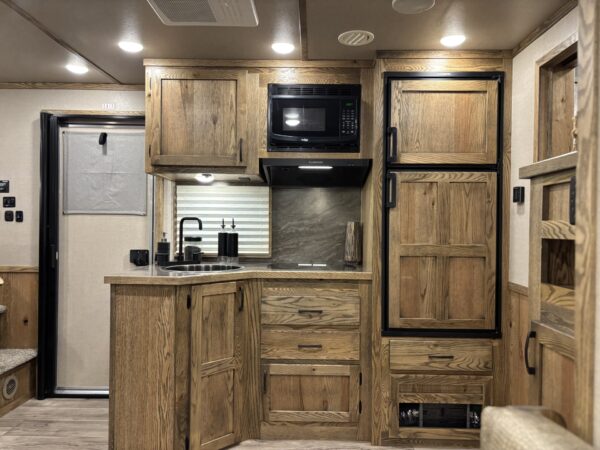 Lakota Horse Trailers